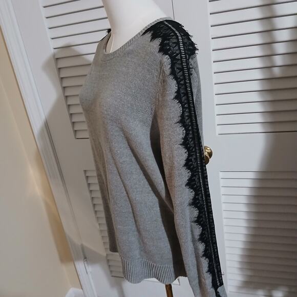 BCBG MAX AZARIA Med Grey Black-Lace-Accent Long-Sleeved Cotton Blend Sweater - Picture 7 of 13